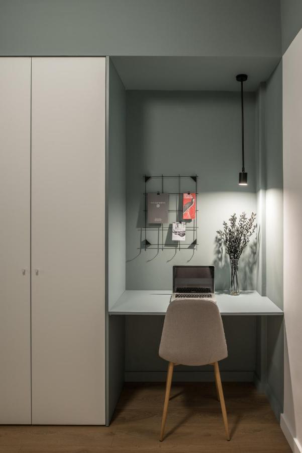 Breen, Nilie Hospitality Mgmt Apartment
